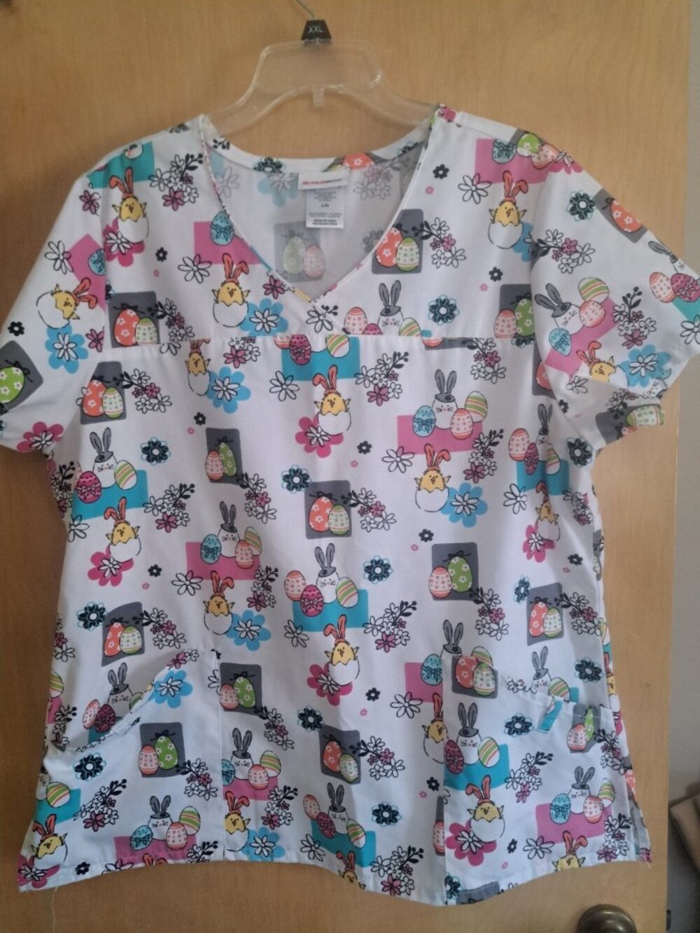 Scrub Star Holiday Easter Scrub Top Eggs Chicks Floral Pink White Turquoise L
